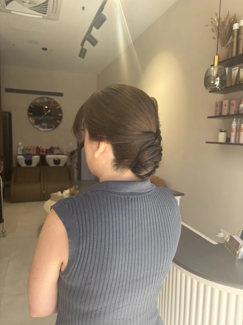 A polished upstyle